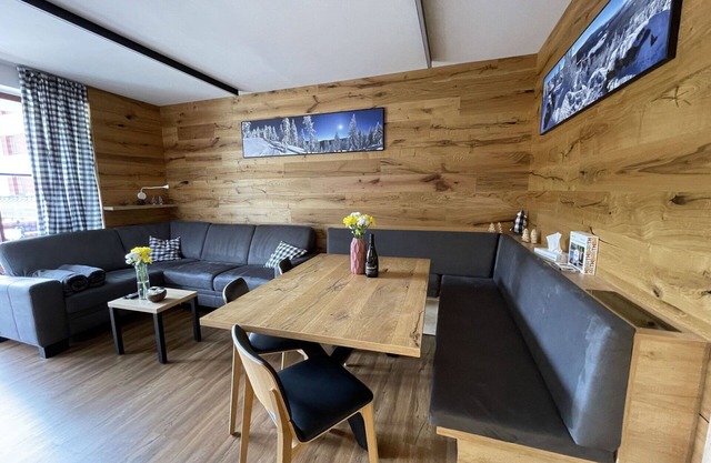 Cosy apartment for 7 people with WIFI, TV, balcony and panoramic view