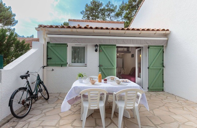 Cosy apartment for 4 people with WIFI, TV, terrace and pets allowed