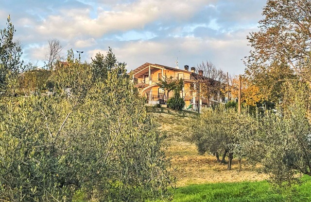 Cosy apartment with WIFI, A/C, TV, terrace, pets allowed, panoramic view and parking