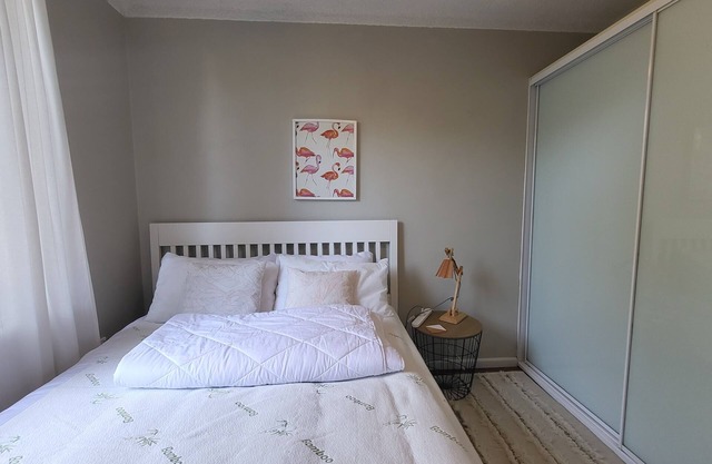 Cosy + bright 1 bed APT in Lane Cove!