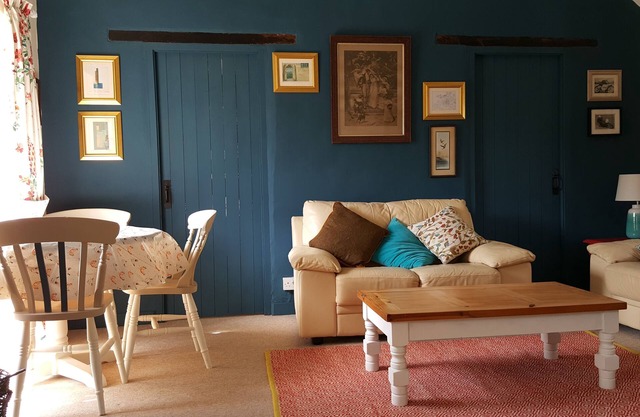 Cosy Cottage in beautiful countryside