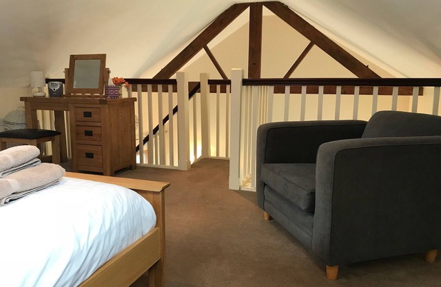 Cosy cottage on our Farm. Big garden, Quiet location nr Howden