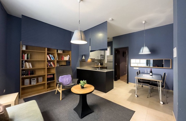 Cosy studio close to city center in Sants
