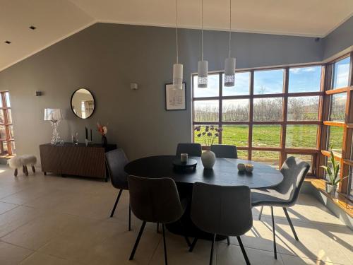 Cosy family farmhouse