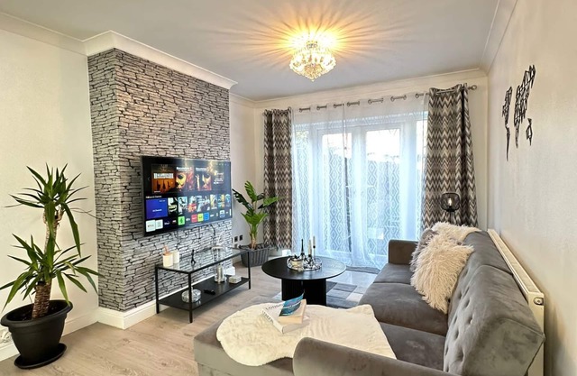Cosy Family home