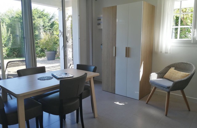 Cosy gîte in a quiet location - Terrace - Garden - Beach 800 m - Thalasso cure 15 mn by 🚗