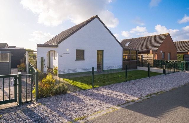 Cosy holiday home on the dunes