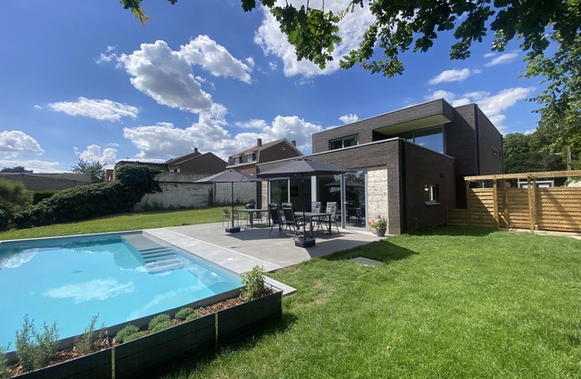Cosy holiday home with a large garden