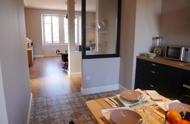 COSY HOME 1-Apartment-Family-Ensuite-City view