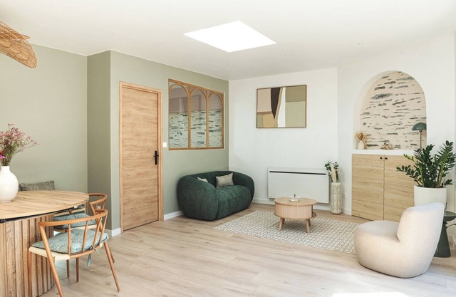 Cosy home with spa Layette station area