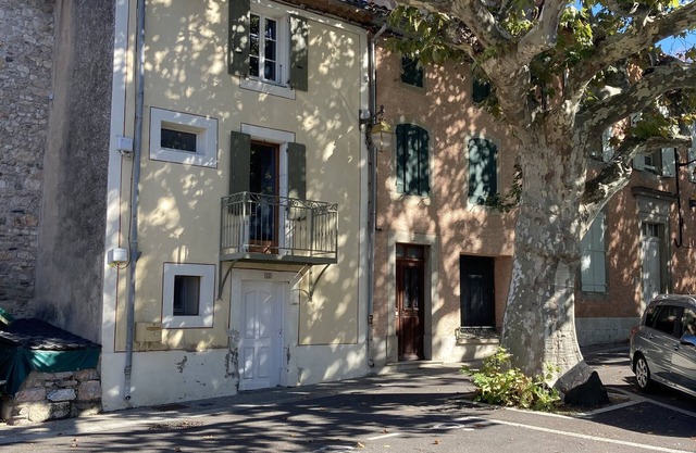 Cosy house with parking 15 km from the town of Carcassonne