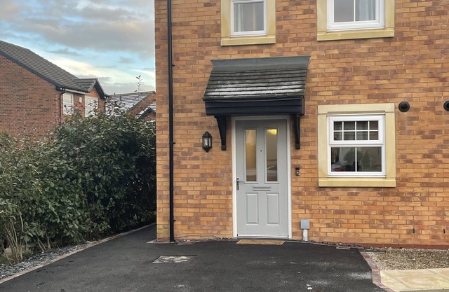 Cosy retreat just 10 minutes away from the heart of a village