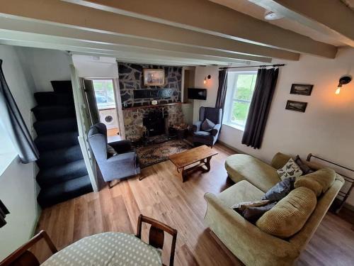 Cosy riverside cottage in beautiful Corris