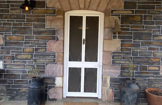 Cosy Rustic Cottage - Adelaide Hills - Scenic Secluded