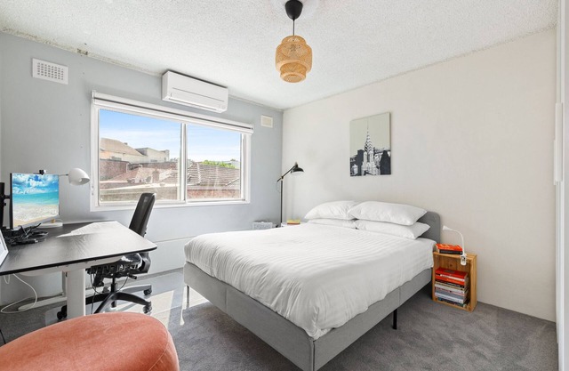 Cosy Sydenham 1-Bed by Inner-West's Attractions
