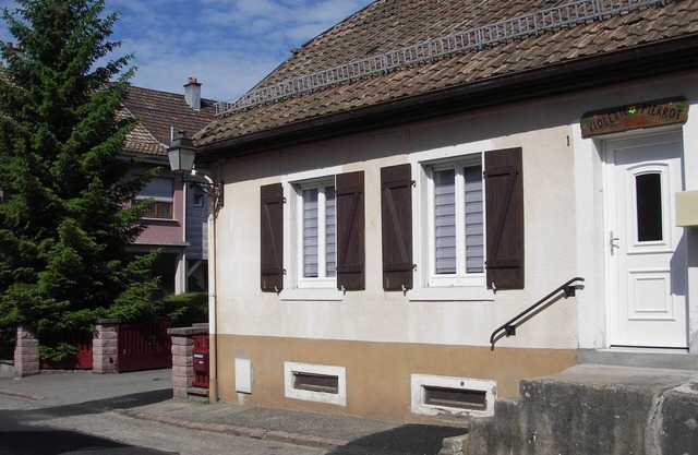 Cottage 2 to 4 pers. comfortable in a small town of 4 flowers