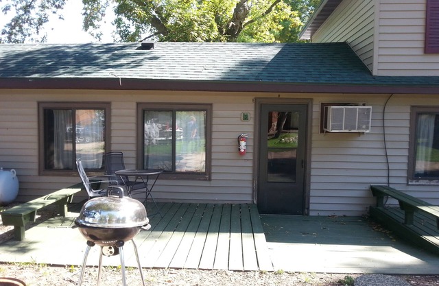 Cottage 3 is great for family , & fishing on Lake Osakis!