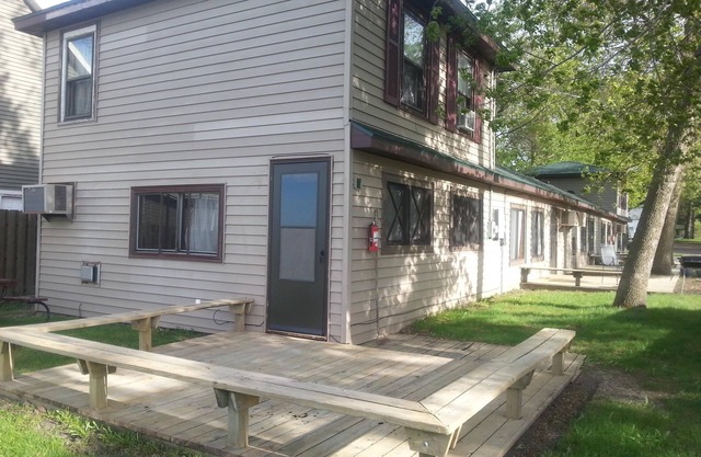 Cottage 6 is great for family gatherings, & fishing on Lake Osakis!