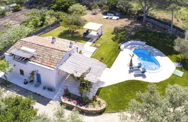 Cottage Asaje, with private pool in Alghero