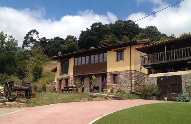 Cottage 'Casa Con Impresionantes Vistas' with Mountain View, Private Pool and Wi-Fi