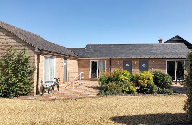 Cottage-Ensuite-Donald's