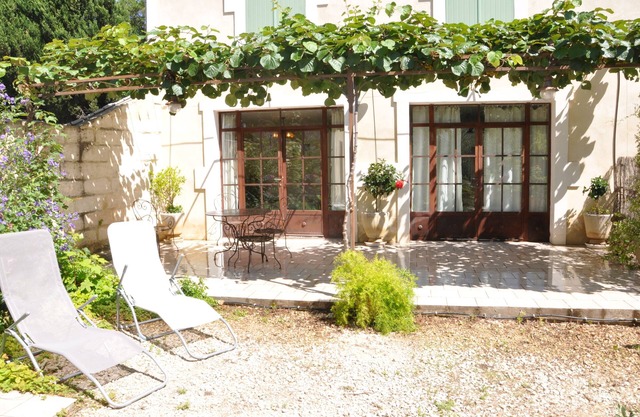 Cottage for 3-4 people in the triangle Arles Nîmes Avignon