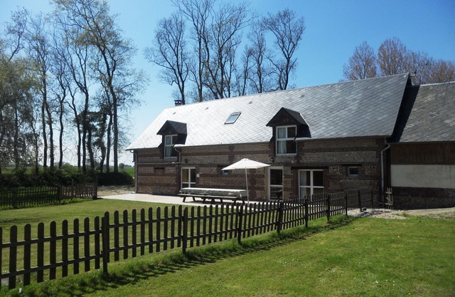 cottage has Bennetot farm. 35 km of Etretat