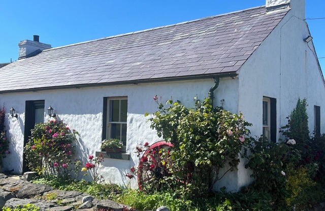 Cottage in Ballintoy, Causeway Coast - sleeps 5