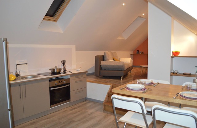 Cottage in Hautvillers (5min. Epernay, 15min. Reims) for 2-4 people.