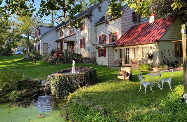 Cottage in Historic Bucks County
