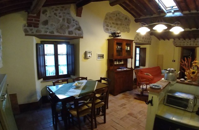 Cottage in the village, between sea, mountains, spas, food and wine
