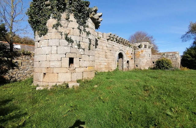 Cottage of the Keryvoas manor , North-Brittany