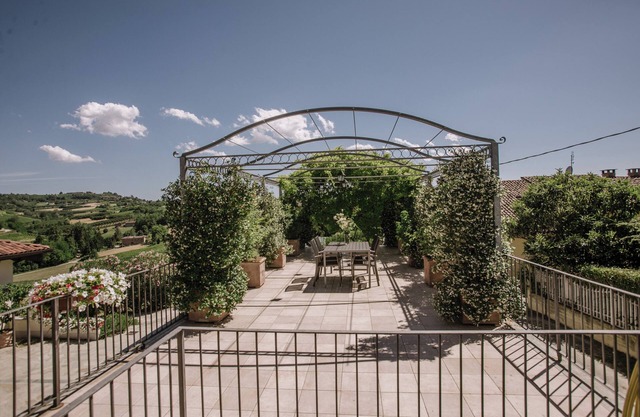Country apartment in Monferrato Moretti Winery