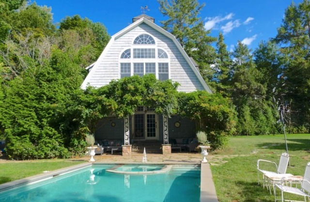 Country Carriage House ONLY 15 MIN TO NYC Great for Families, Couples, Reunions