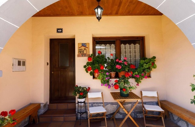 Country House 'Laguna Negra 49' with Private Terrace, Balcony and Wi-Fi