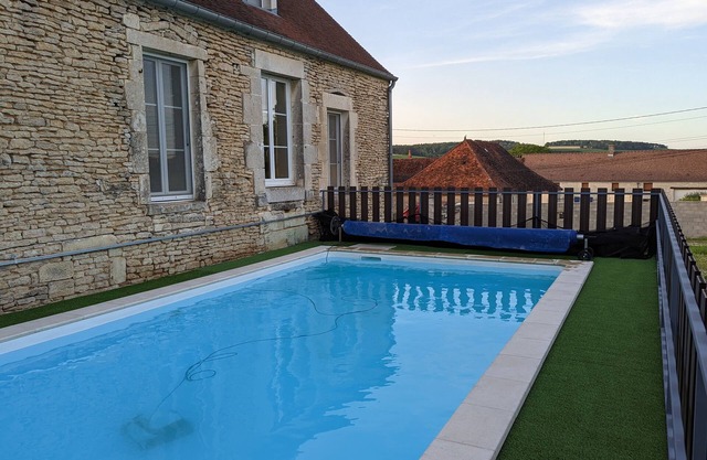 Country house with swimming pool