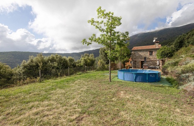 Country House 'Masia' with Mountain View, Private Pool and Wi-Fi