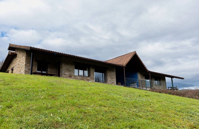 Country House 'Amama' with Mountain View, Private Pool and Private Garden