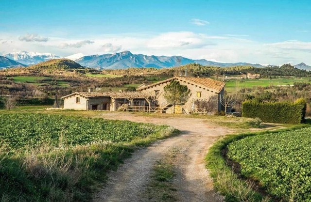 Country House 'Cal Torrentí' with Mountain View, Private Pool and Wi-Fi