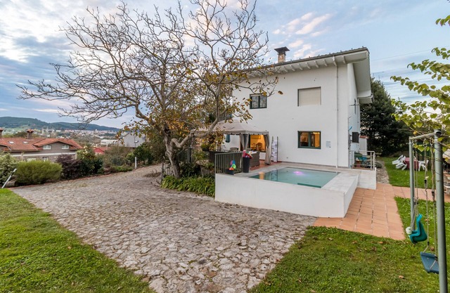 Country House 'Casa La Quinta' with Mountain View, Private Pool and Wi-Fi