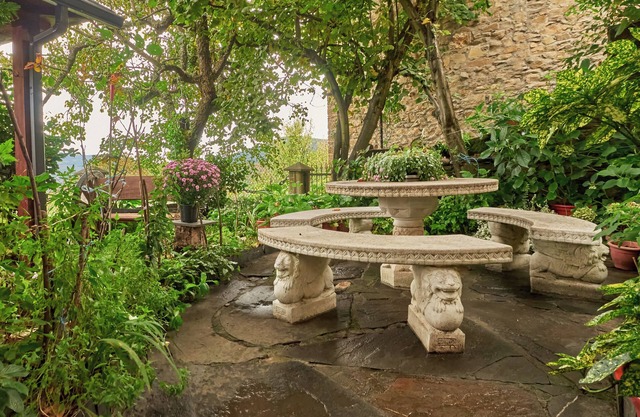 Country House 'Casa Rural Tio Eloy' with Mountain View and Shared Garden