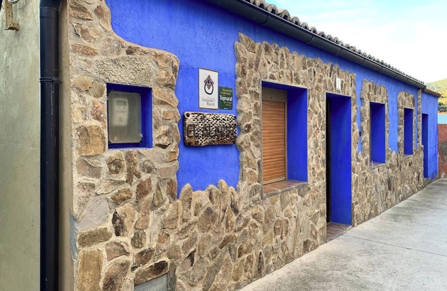 Country House 'El Alarife' with Mountain Views, Wi-Fi and Air Conditioning
