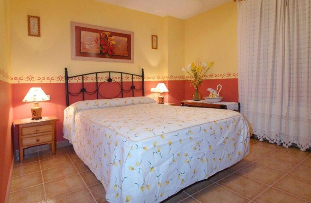 Country House 'El Tejado' with Wi-Fi and Air Conditioning