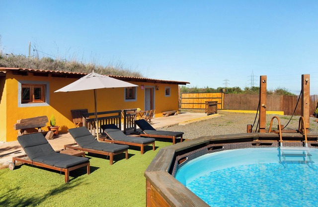 Country House 'Casa Rural Los Colorados' with Mountain View and pool
