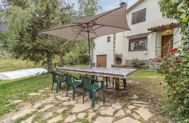 Country House 'Gran Company' with Lake View, Wi-Fi and Air Conditioning