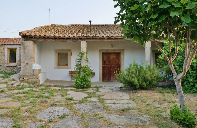 Country House 'La Casa De Salce' with Private Garden and Wi-Fi