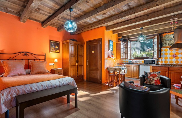 Country House 'Nogueira' with Mountain View, Private Terrace and Wi-Fi