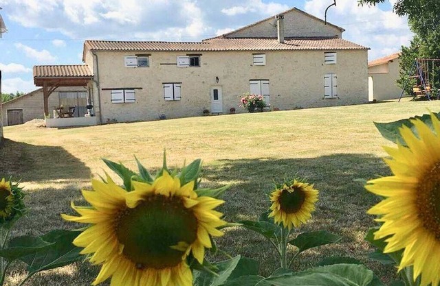 Country house, private pool, near Duras and Eymet.