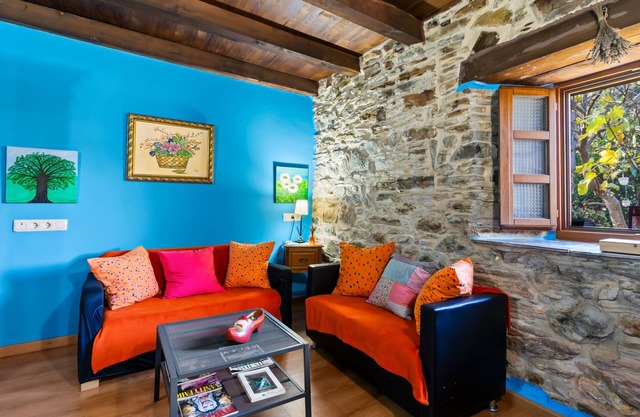 Country House 'Teixo' with Mountain Views, Private Terrace and Wi-Fi