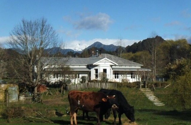 Country idyll by the stream